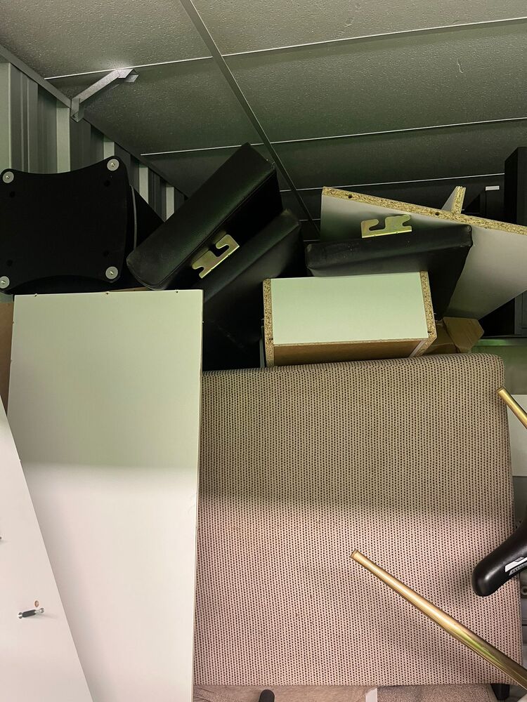 iBidOnStorage.co.uk Flexiss Group Auction 17091211085507