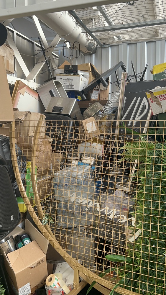 iBidOnStorage.co.uk Access Self Storage Auction 17114695032641