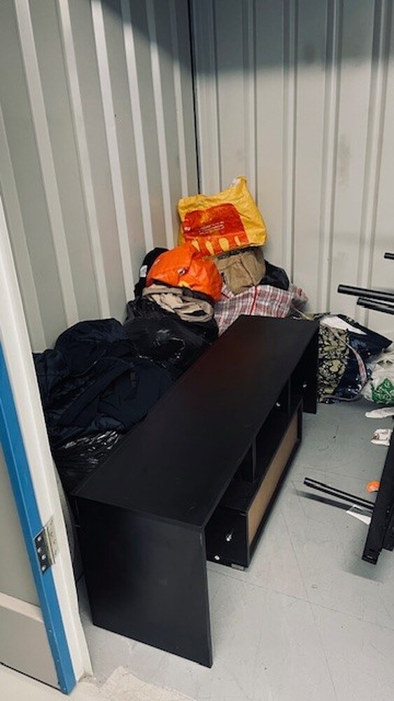 iBidOnStorage.co.uk StorageMart Auction 17156857064300