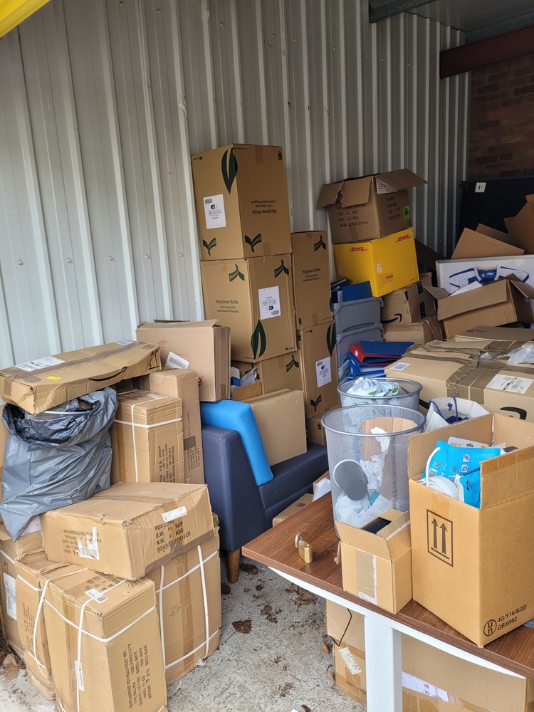 iBidOnStorage.co.uk StorageMart Auction 17162138497771