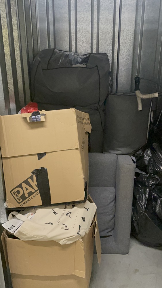 iBidOnStorage.co.uk Access Self Storage Auction 17201710502293