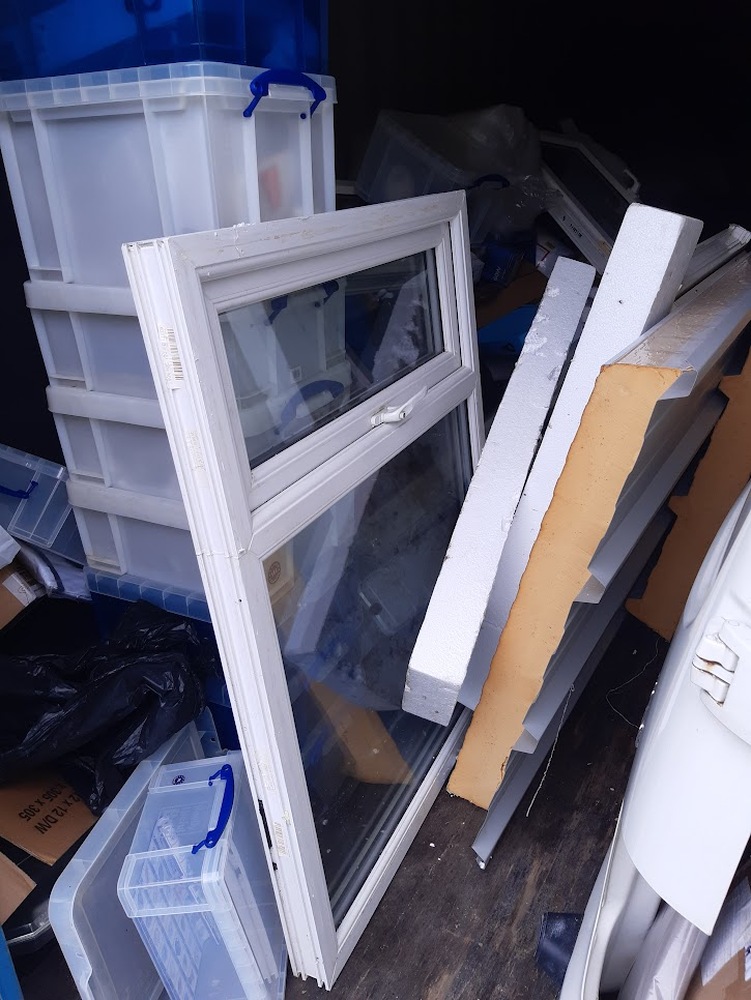 iBidOnStorage.co.uk - Lock Stock Self Storage Auction - 17201732518121